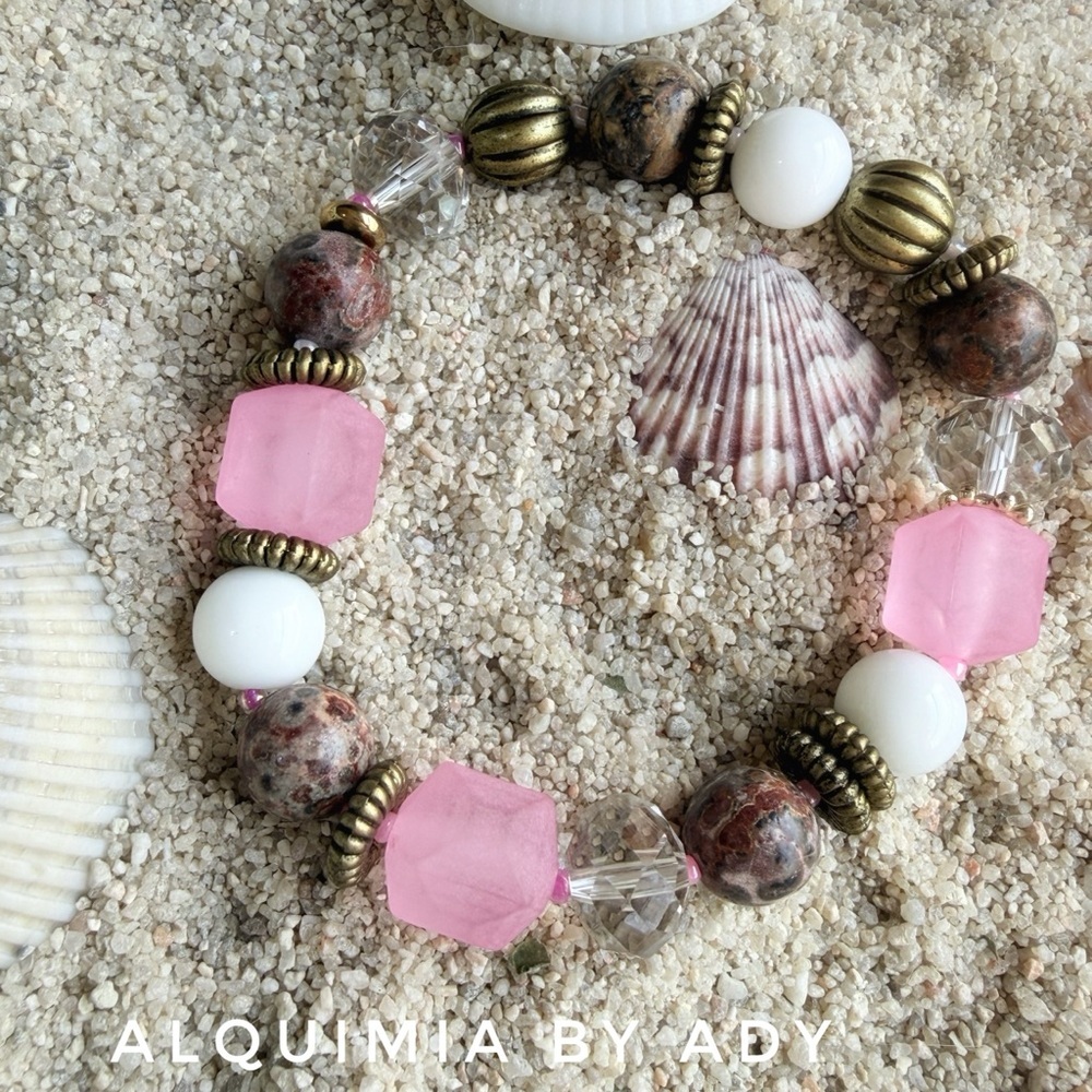 Alquimia Pink and White GEMSTONES Beaded Bracelet with Brass Accents